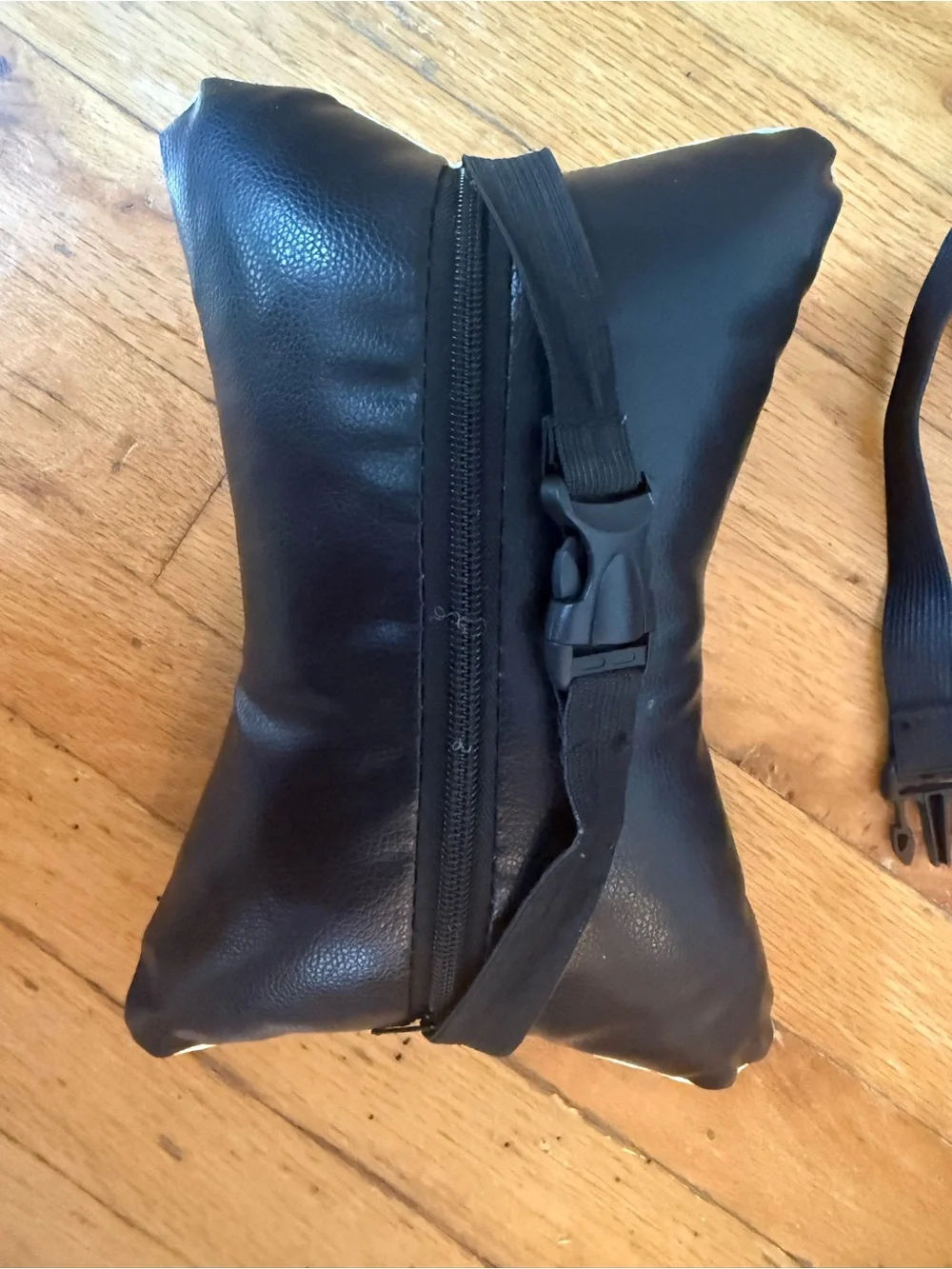 Vancel just black back